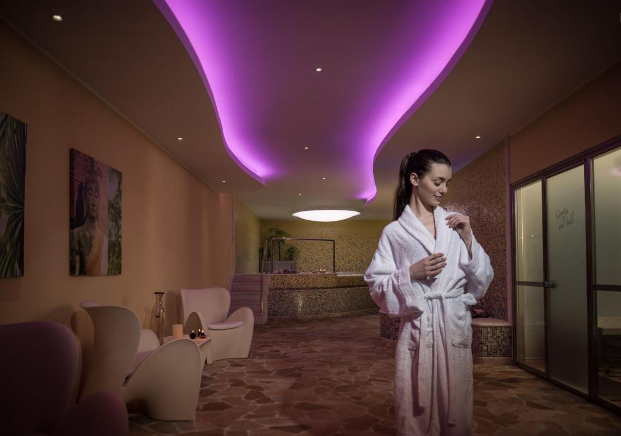 Lu' Hotel Carbonia Εξωτερικό φωτογραφία
