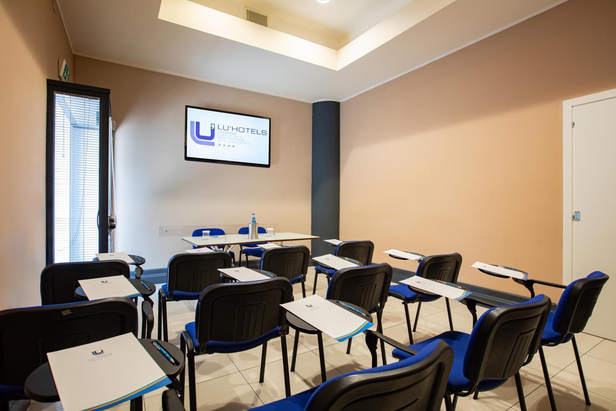 Lu' Hotel Carbonia Εξωτερικό φωτογραφία