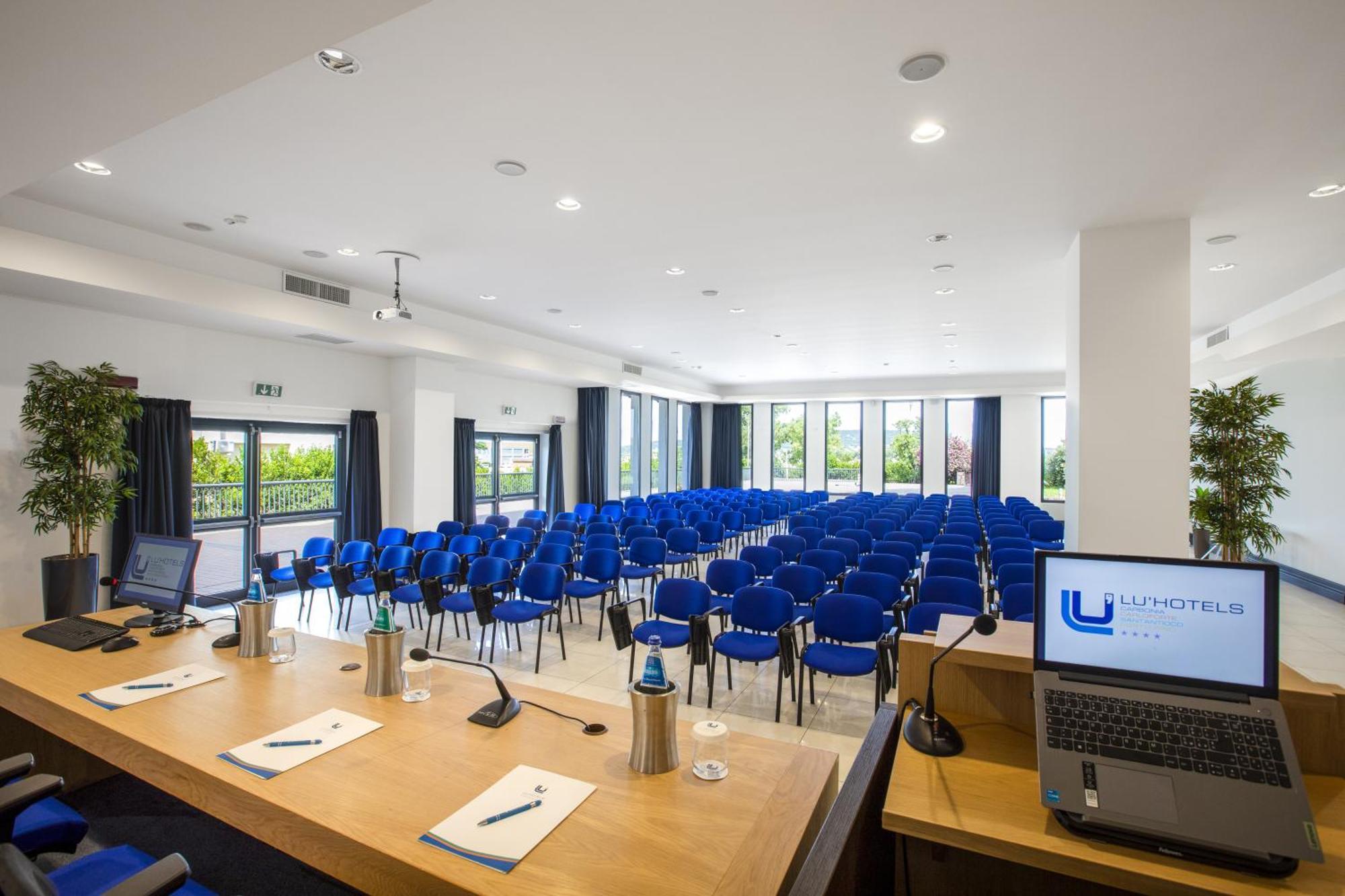 Lu' Hotel Carbonia Εξωτερικό φωτογραφία