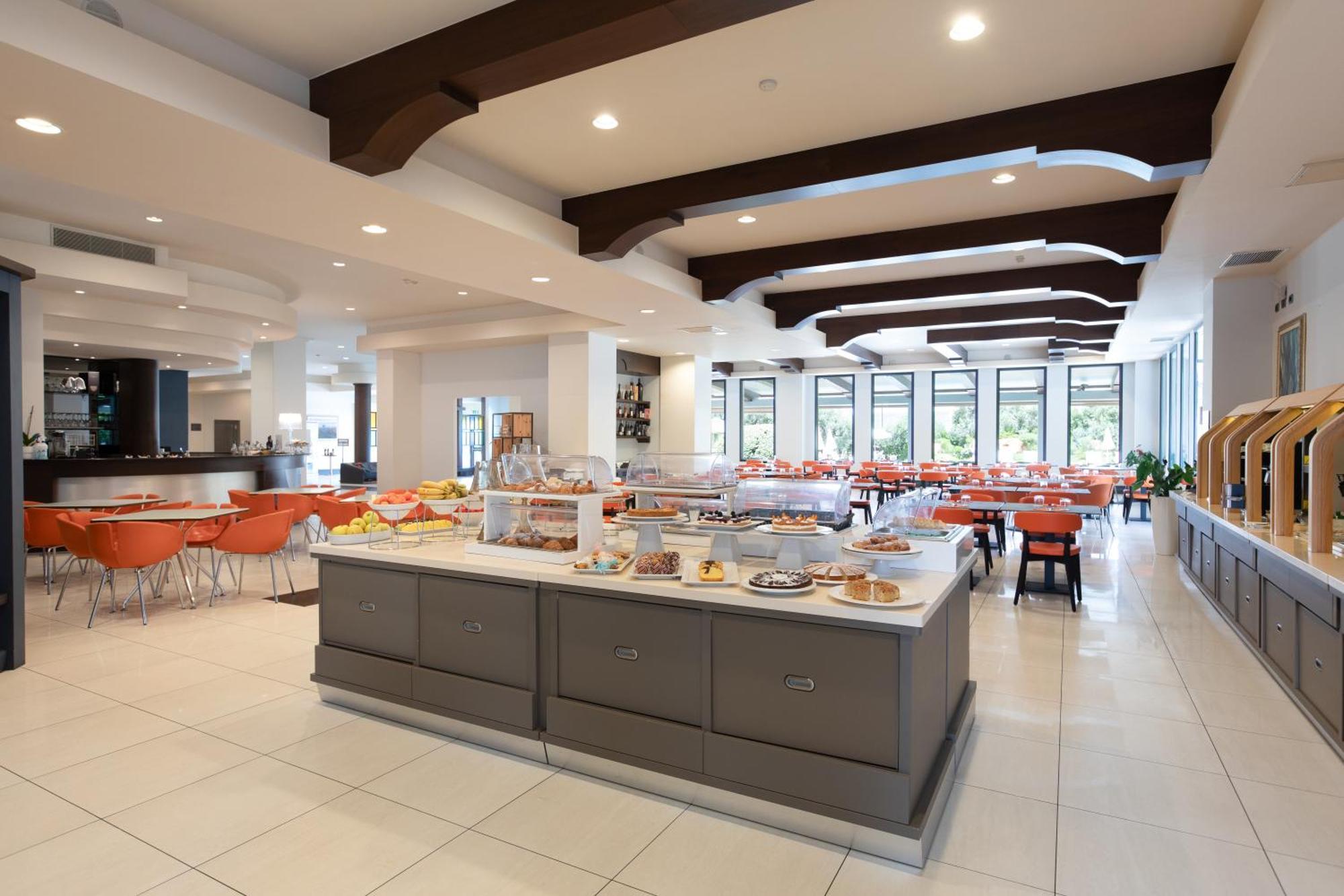 Lu' Hotel Carbonia Εξωτερικό φωτογραφία