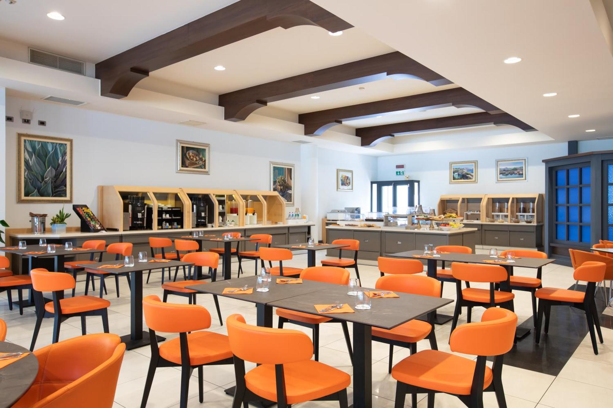 Lu' Hotel Carbonia Εξωτερικό φωτογραφία