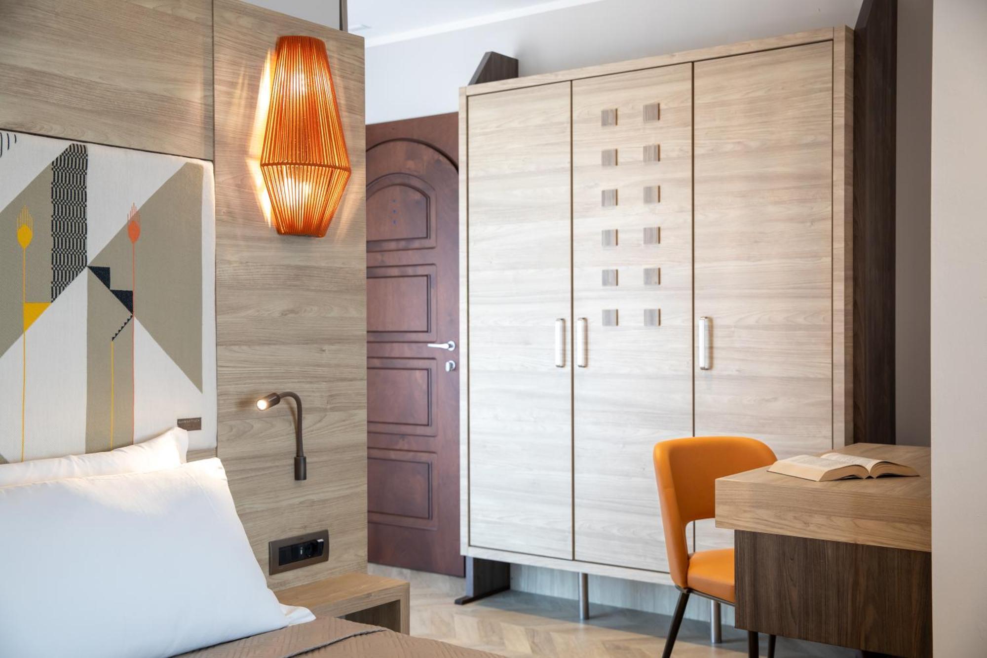 Lu' Hotel Carbonia Εξωτερικό φωτογραφία