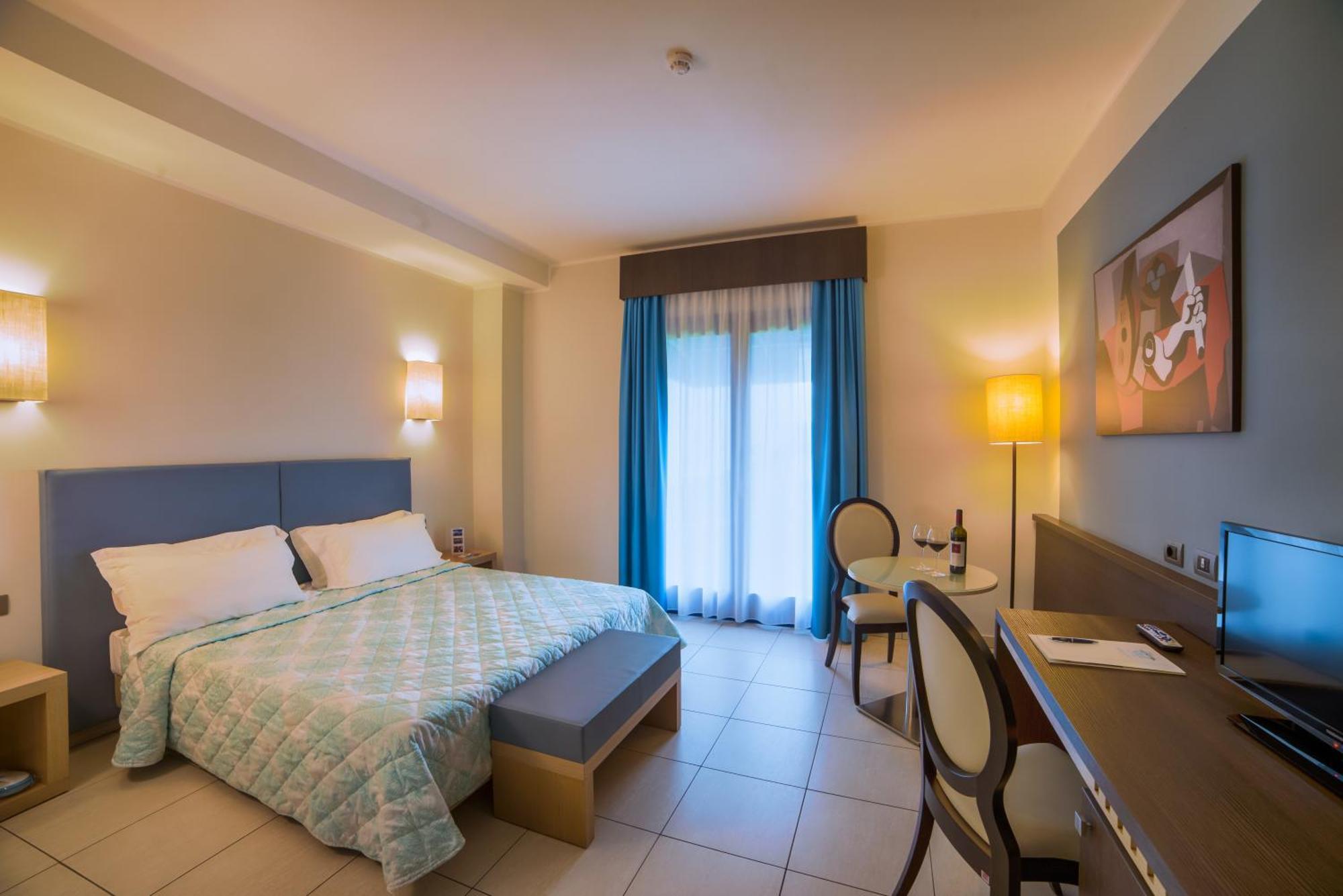 Lu' Hotel Carbonia Εξωτερικό φωτογραφία